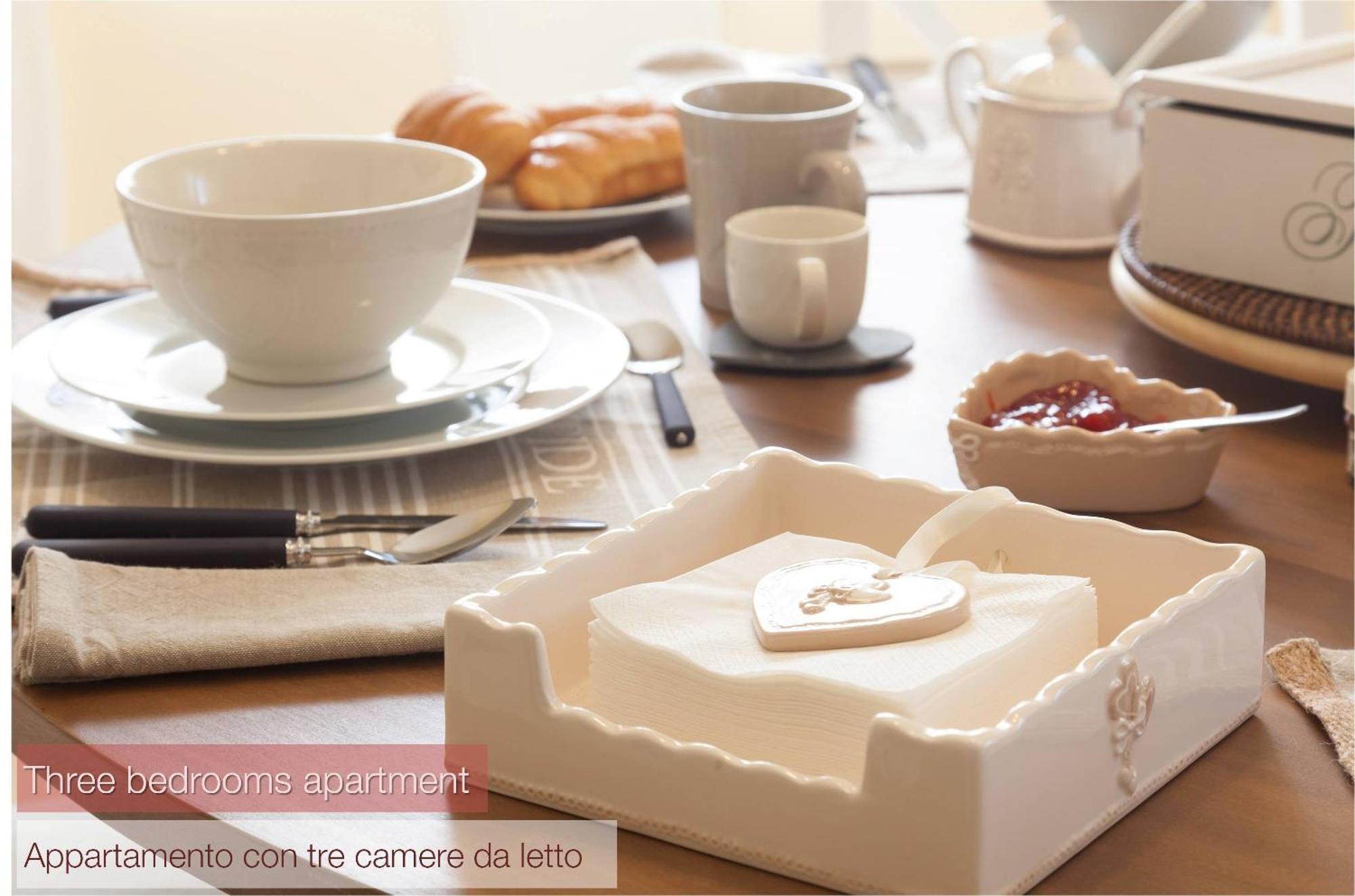 Nina Guest House Longare Zimmer foto