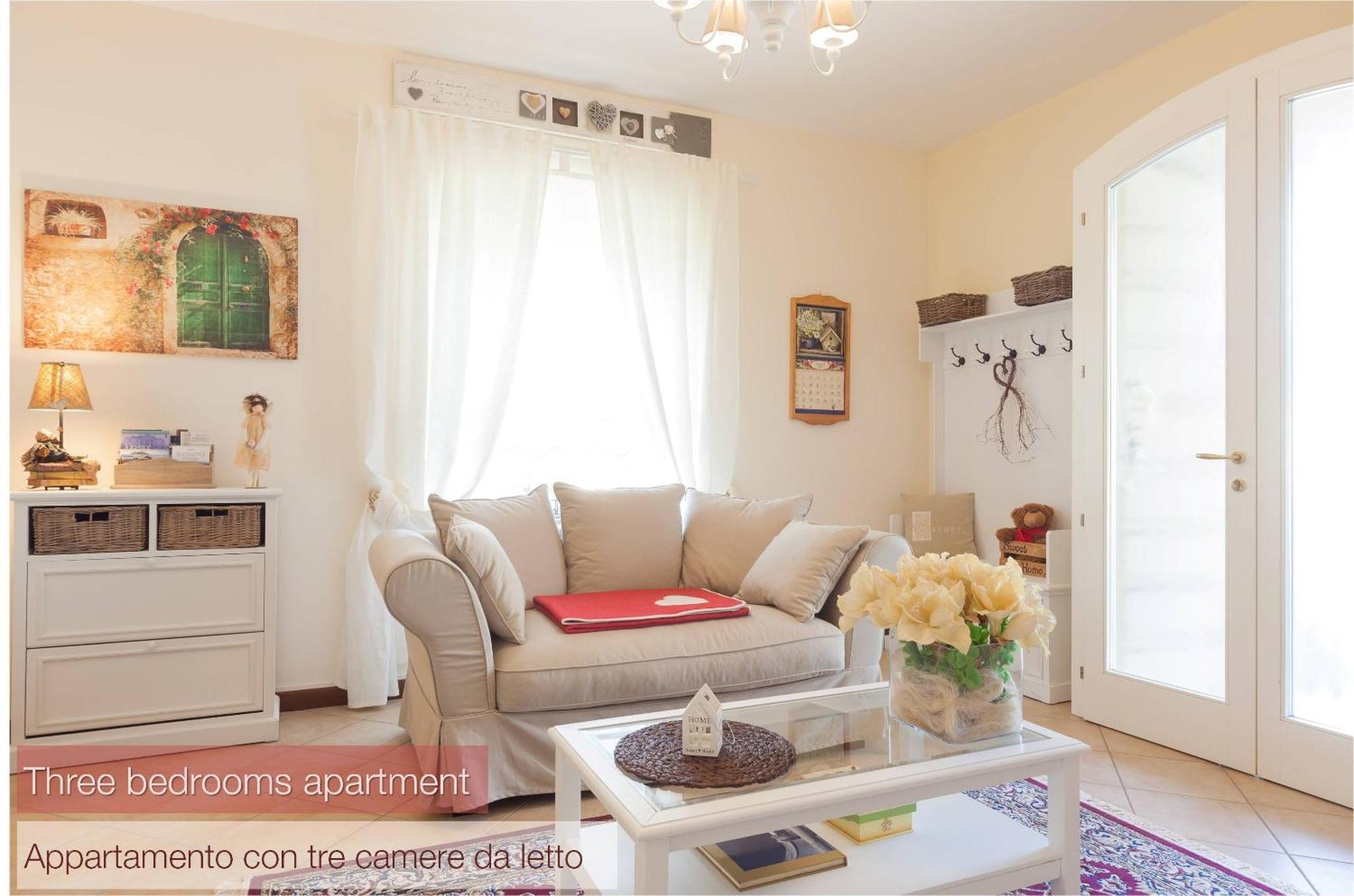 Nina Guest House Longare Zimmer foto