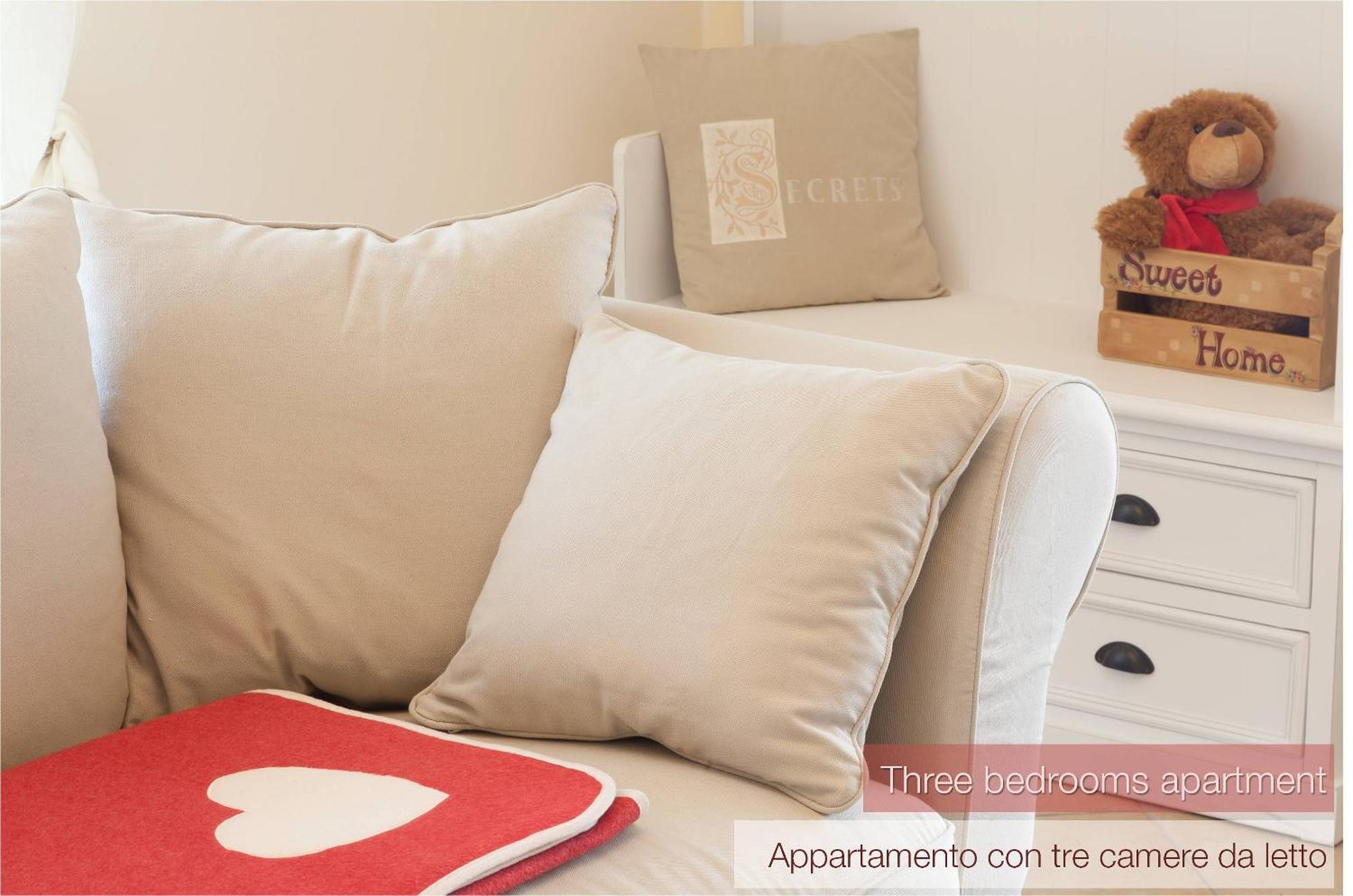 Nina Guest House Longare Zimmer foto